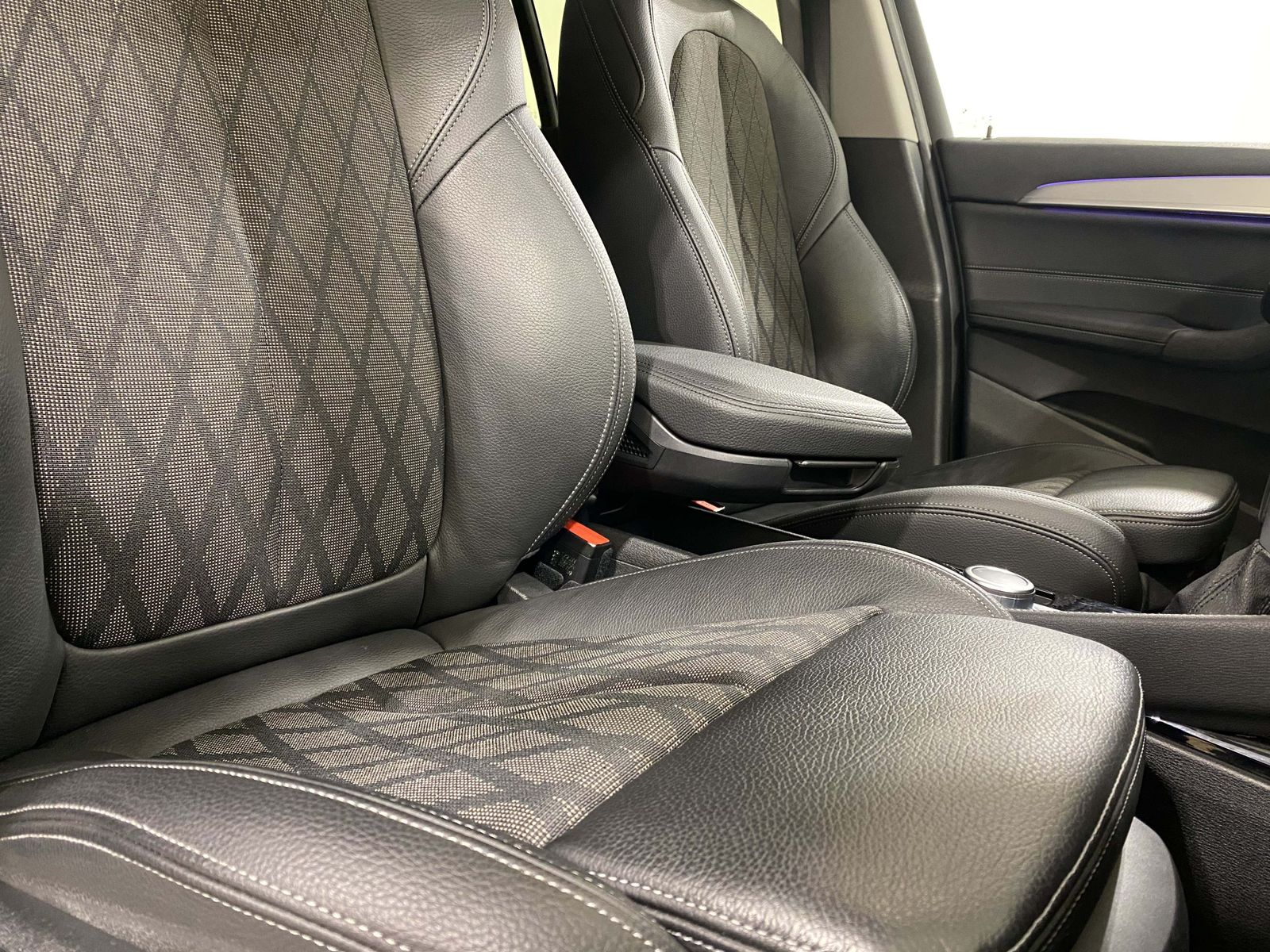 BMW X1 xDrive25e xLine - Samsaru's Car Outlet
