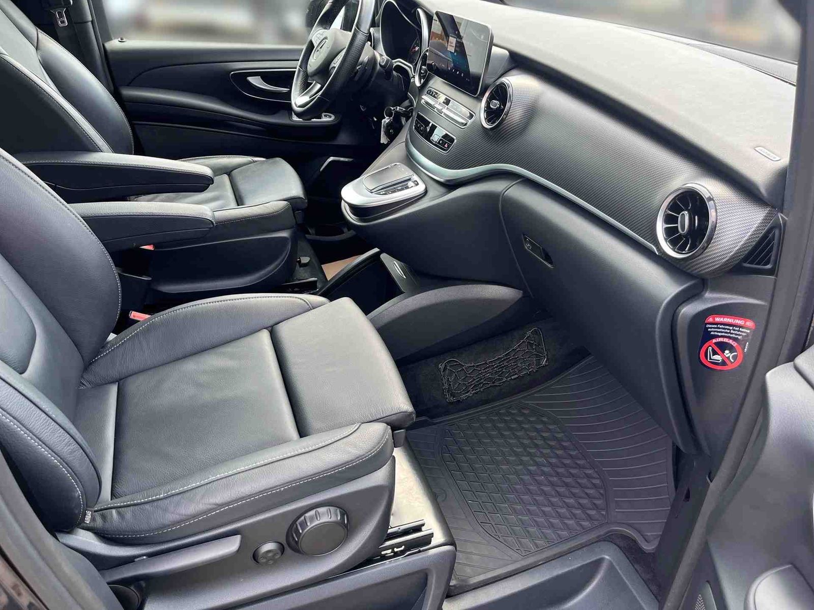 Mercedes-Benz V 300 AMG 4MATIC - Samsaru's Car Outlet