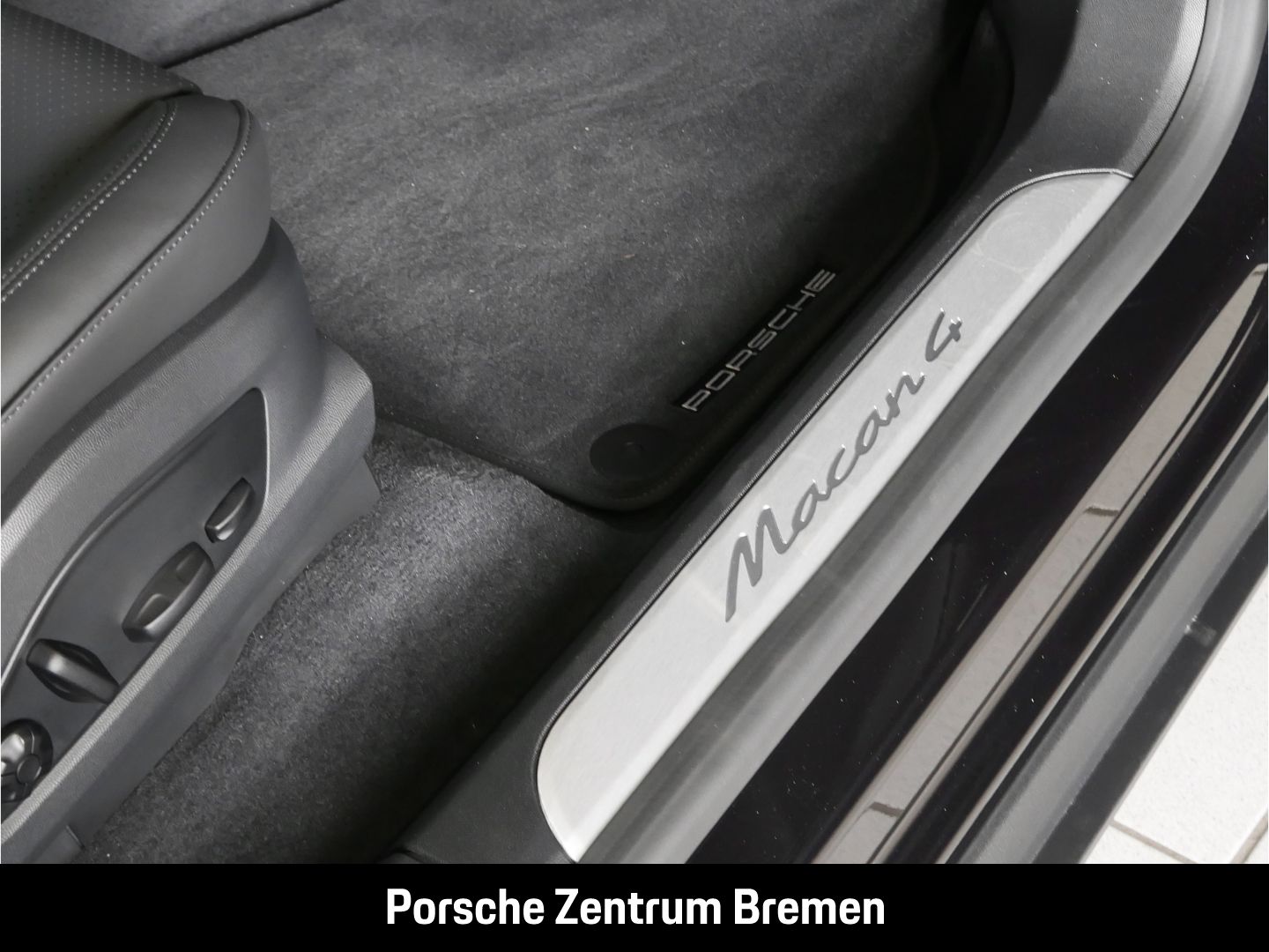 Porsche Macan 4 Sportpaket - Samsaru's Car Outlet