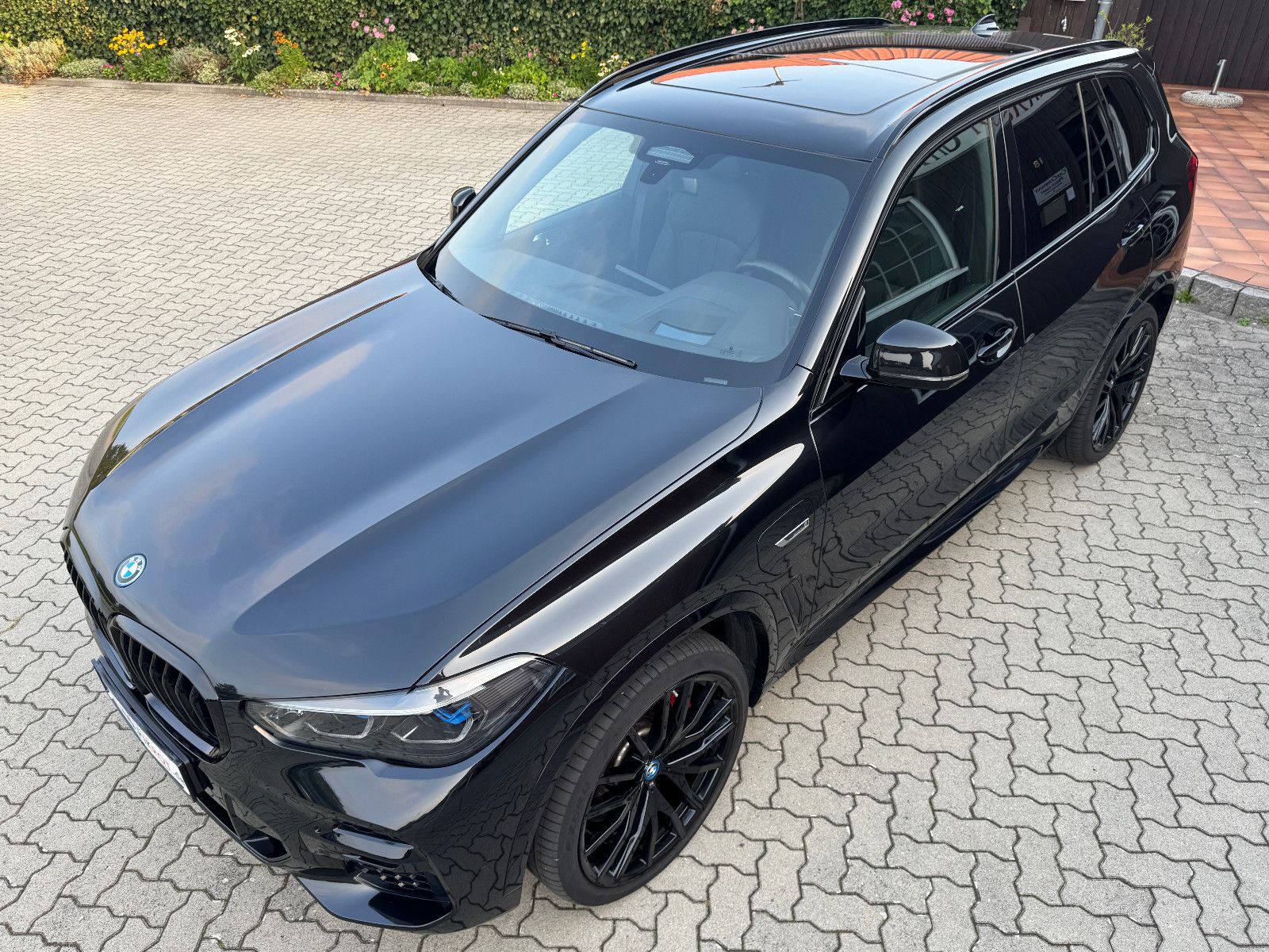 BMW X5 xDrive45e M-Sport,Pano,AHK,B&W,22",360°UPE113