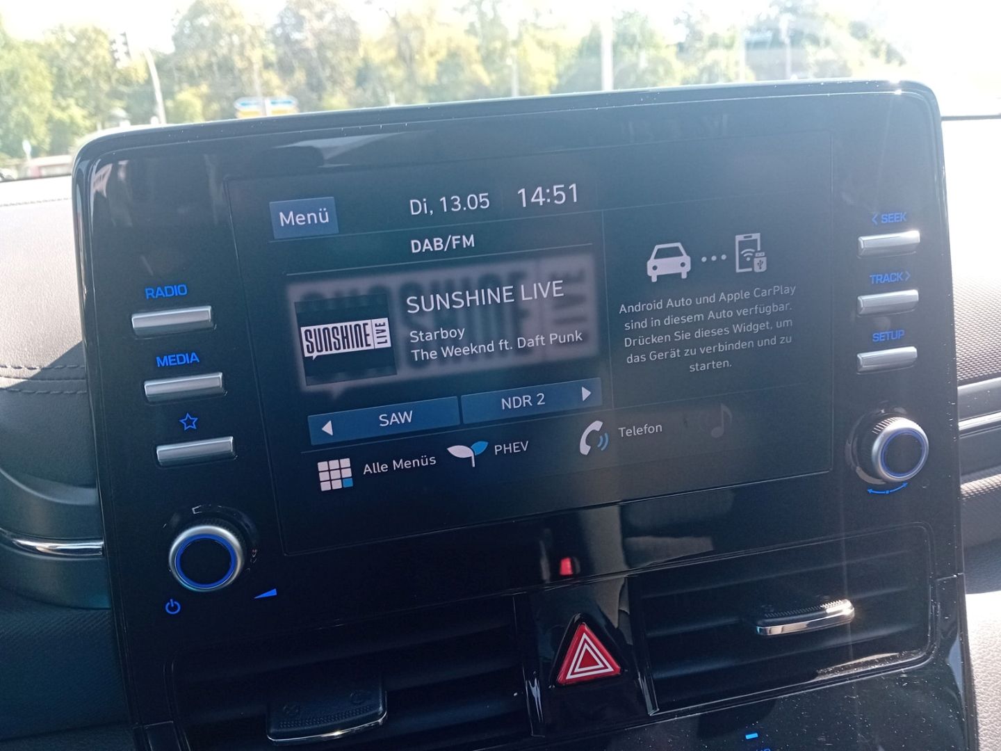 Hyundai IONIQ Plug In Hybrid PHEV Trend - Samsaru's Car Outlet