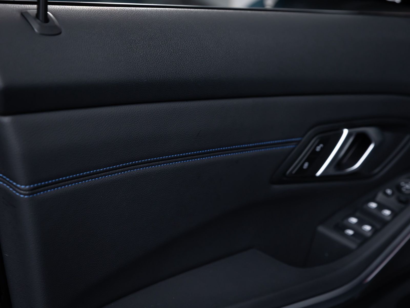 BMW 320d M Sport - Samsaru's Car Outlet