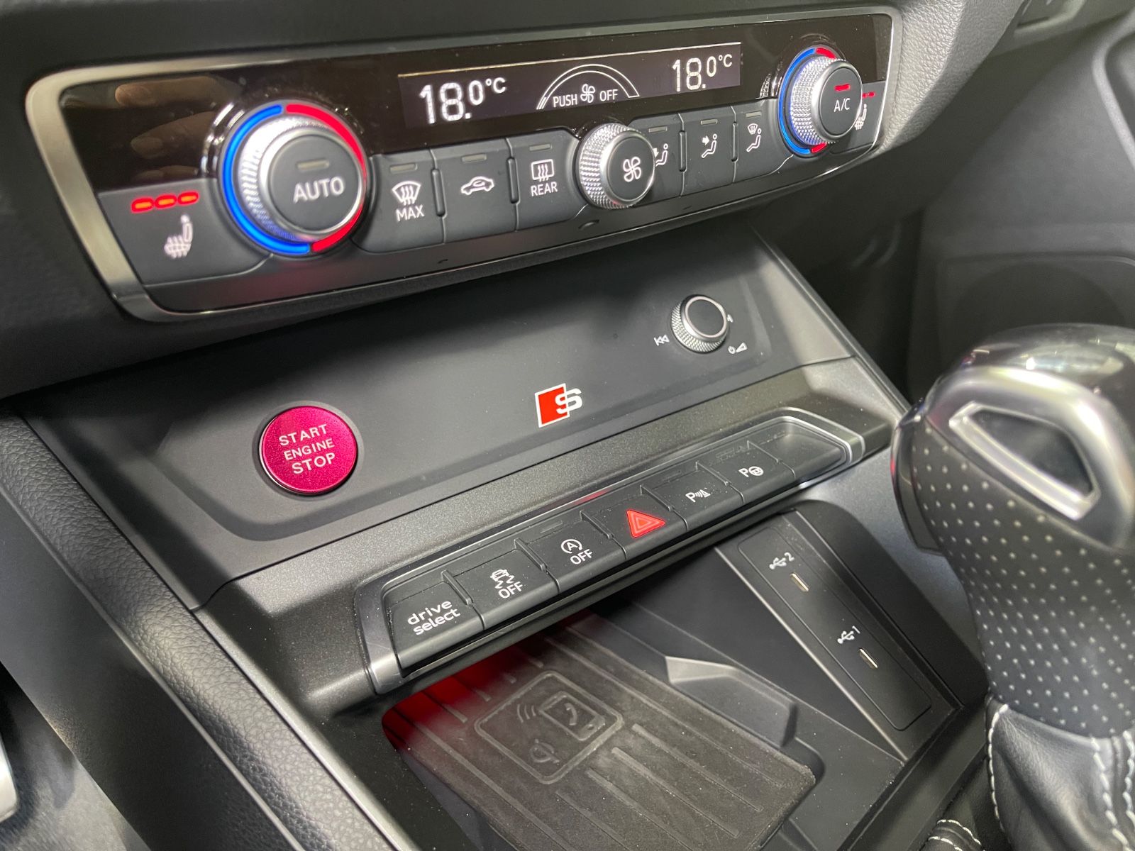 Audi SPORTBACK+45+QUATTRO+S LINE+360°+PANO+ST.HZG+LED