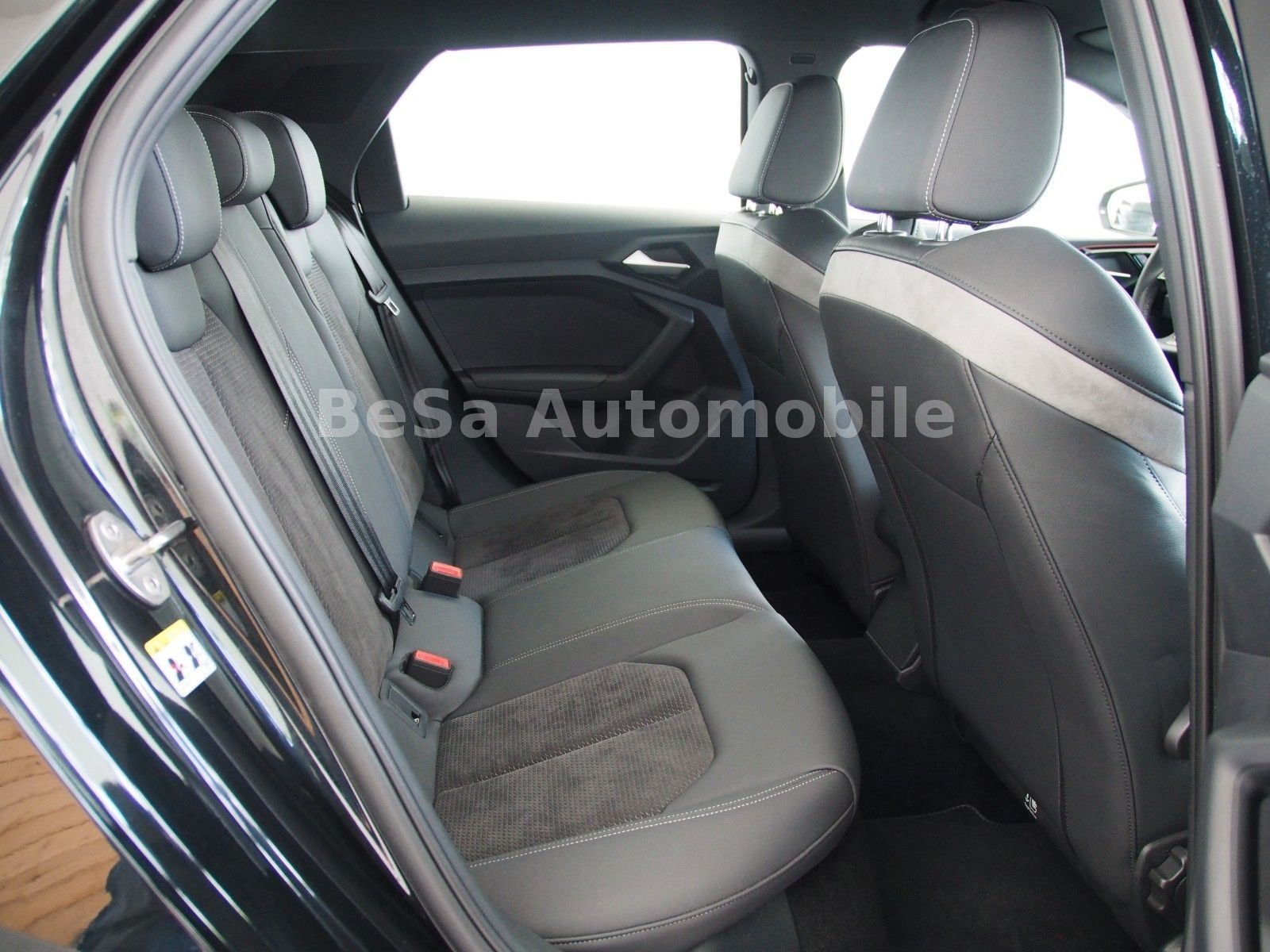 Audi A1 Sportback 40 TFSI Aut. S-line - Samsaru's Car Outlet