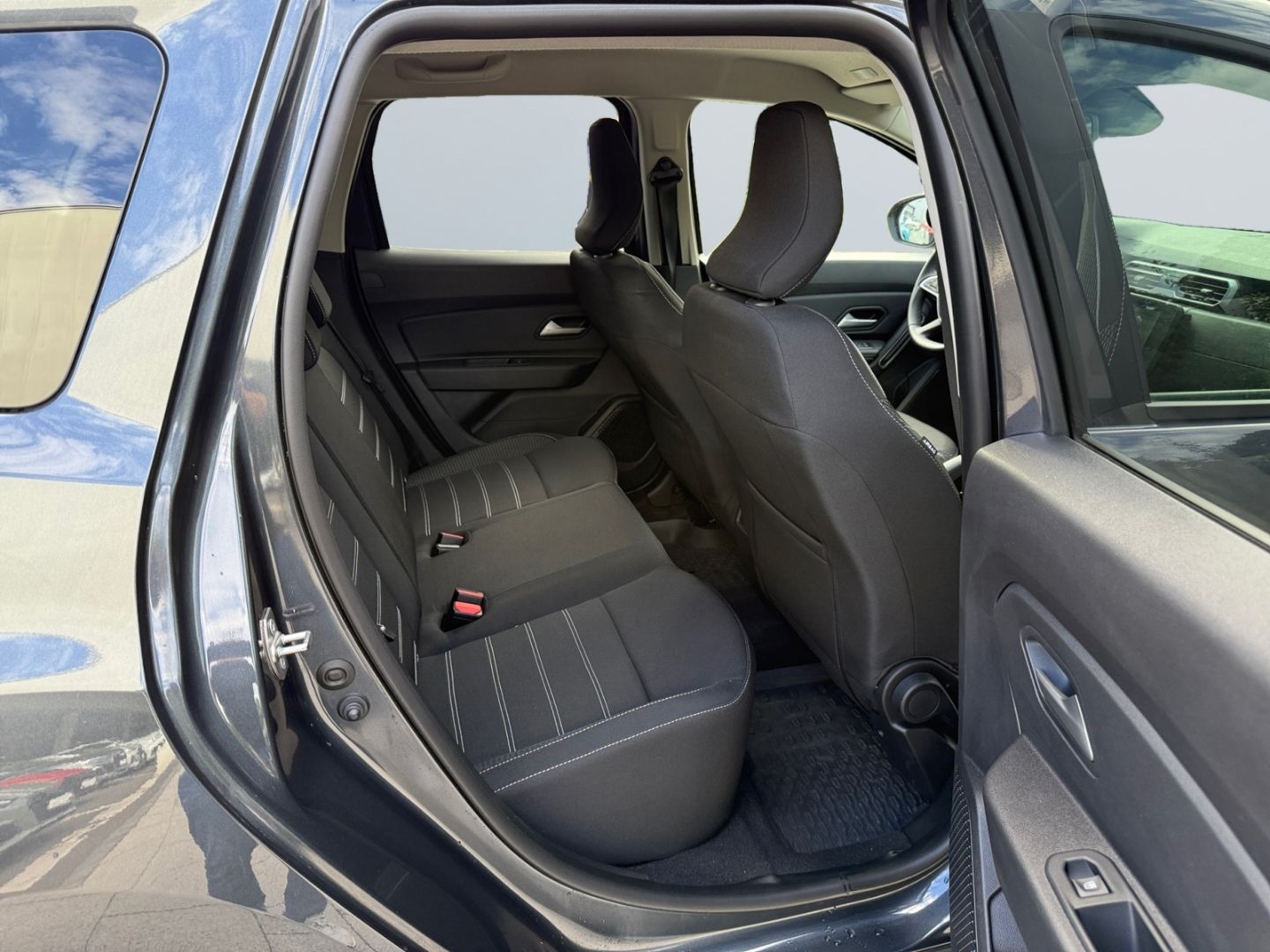 Dacia Duster TCe 130 2WD Journey - Samsaru's Car Outlet