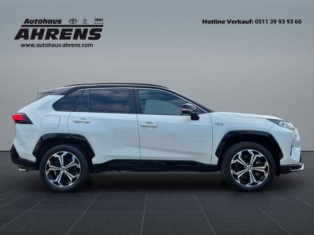 Toyota RAV4 Plug-In - Samsaru's Car Outlet