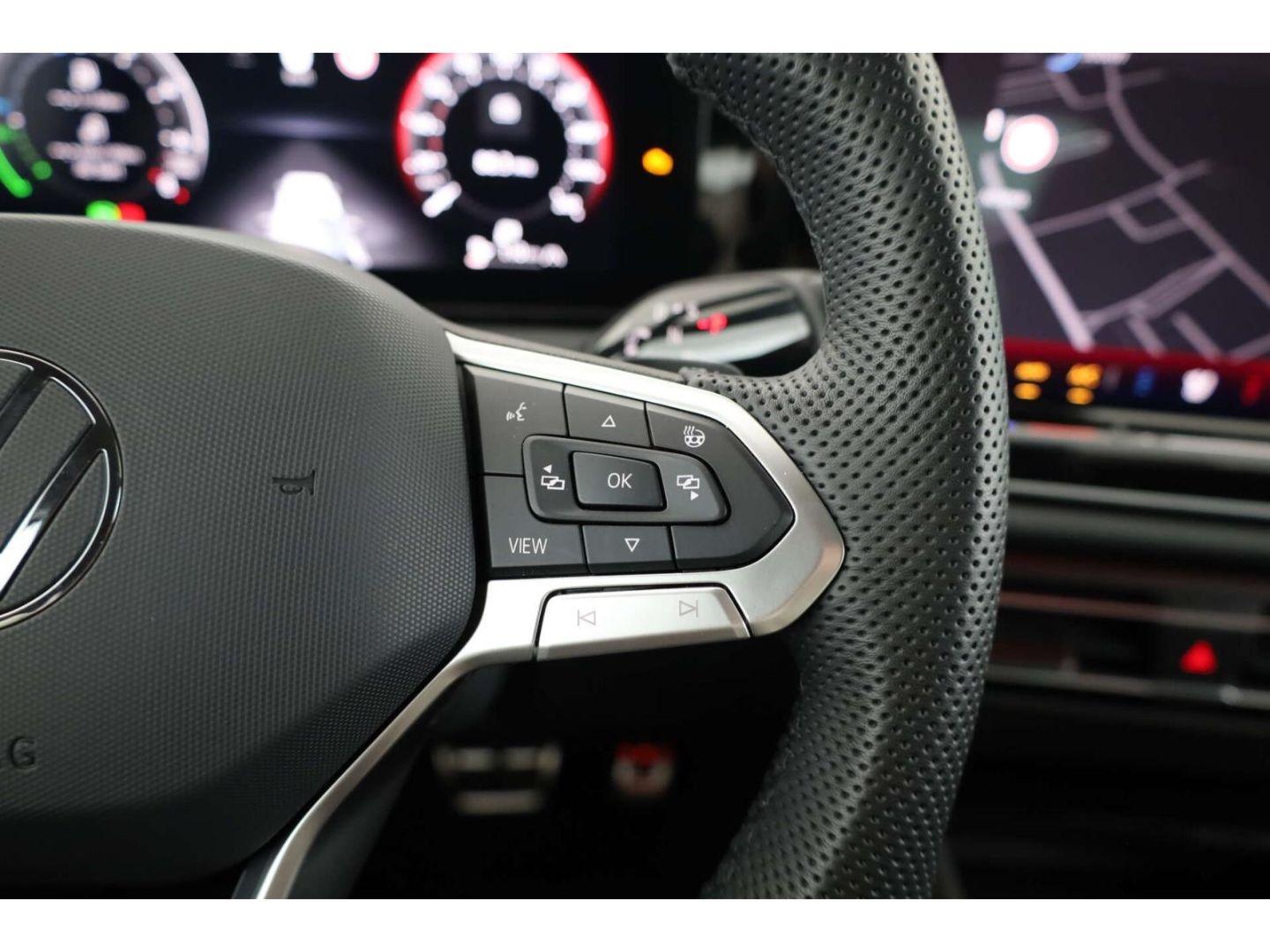 Volkswagen Tiguan 1.5 eHybrid R-Line Black Style DSG AHK/SH