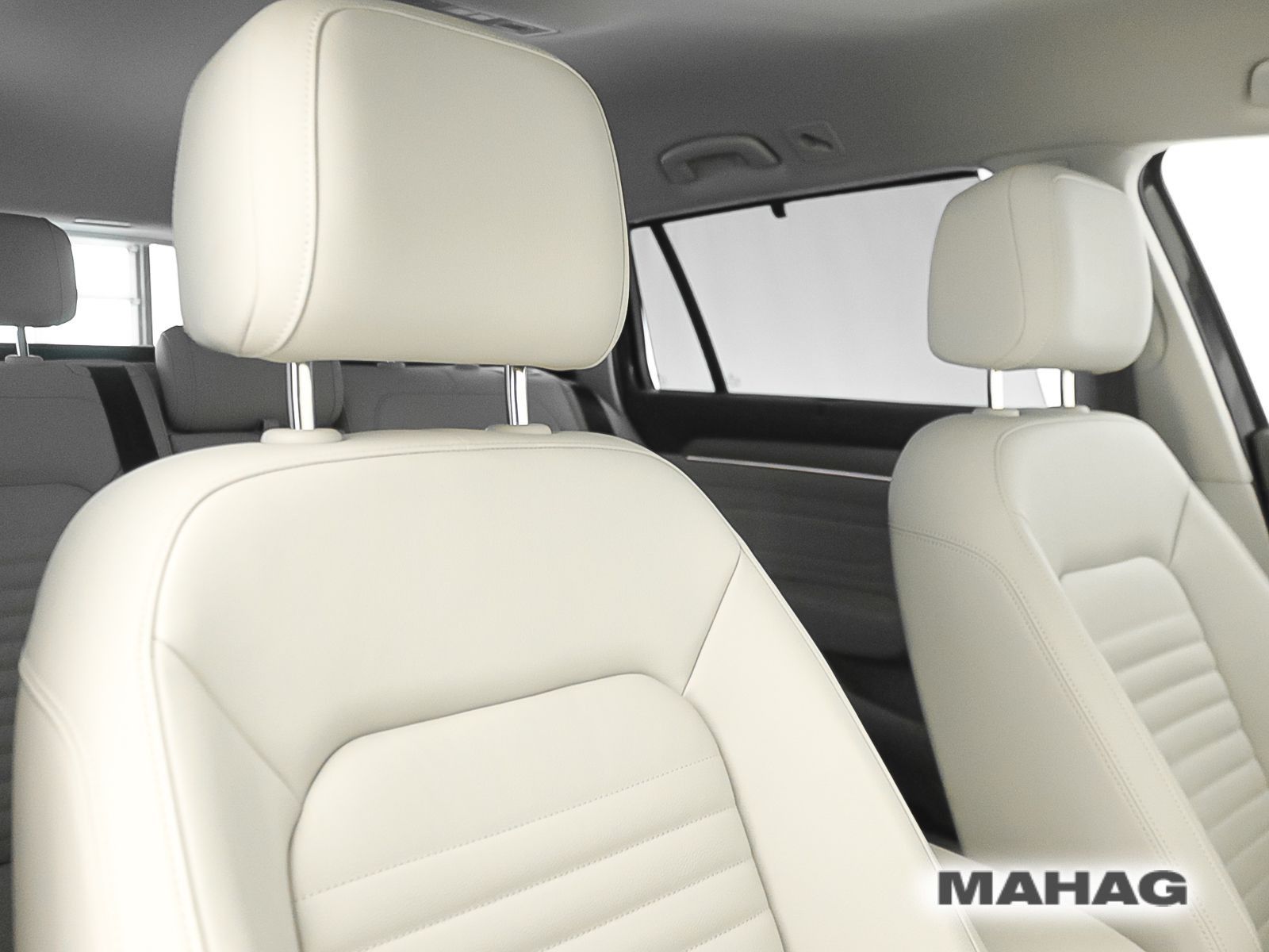 Volkswagen Passat Alltrack 4 Mot 2.0 TDI AHK Leder IQ.Light