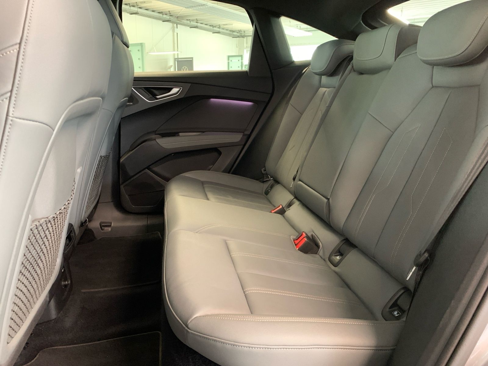 Audi Q4 e-tron Sportback 50 quattro S line edition on