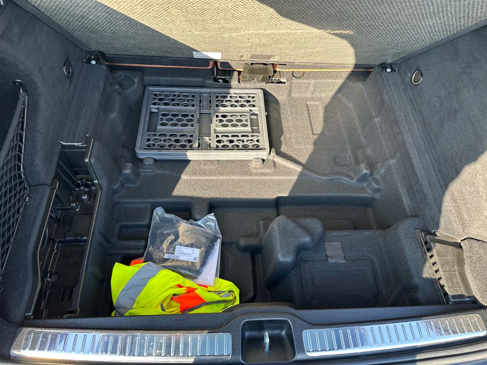 Mercedes-Benz GLC 300 d AMG 4M - Samsaru's Car Outlet
