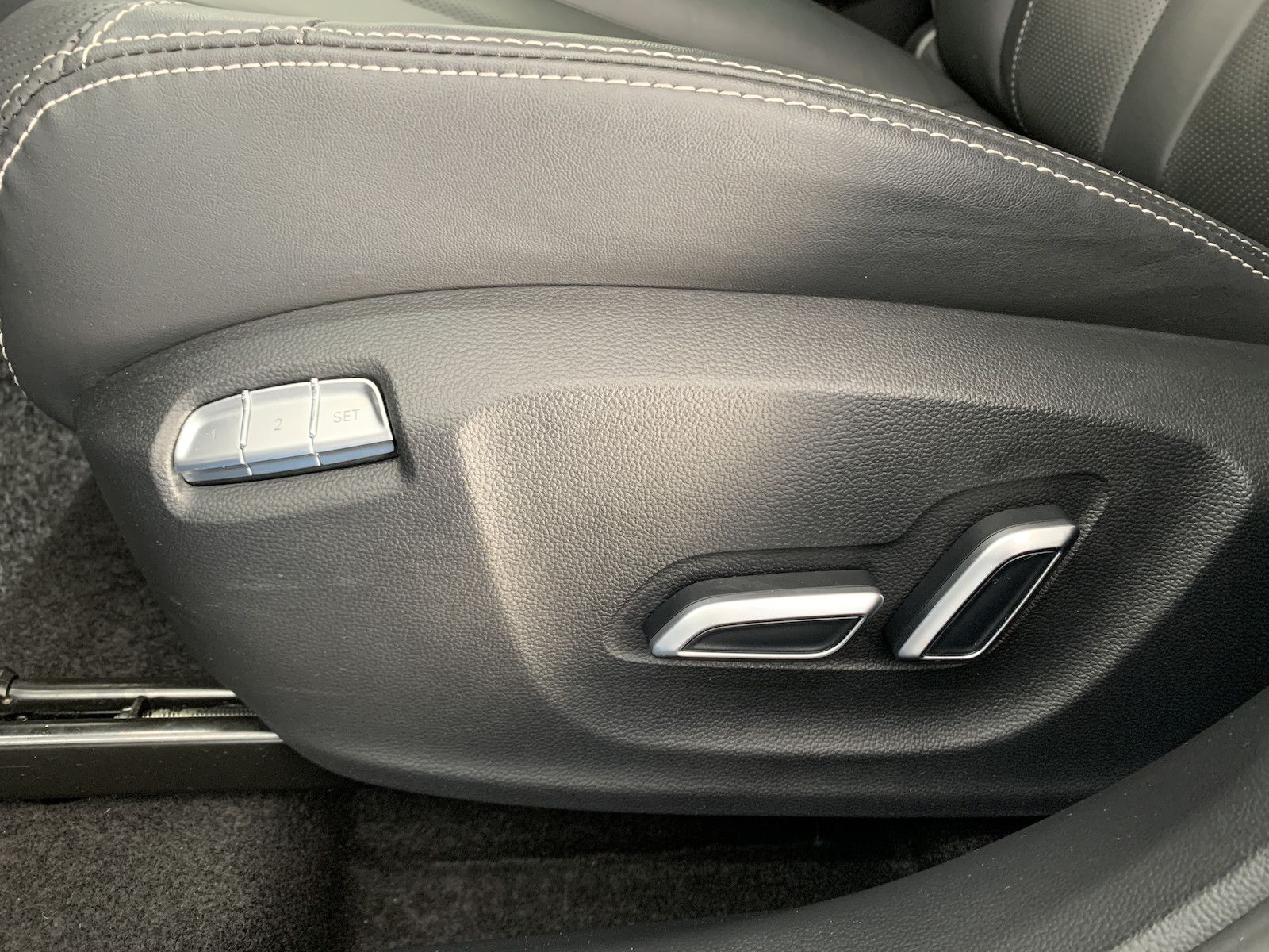 MG Marvel R Luxury 70kWh/Pano/Navi/SHZ/Garantie/Led