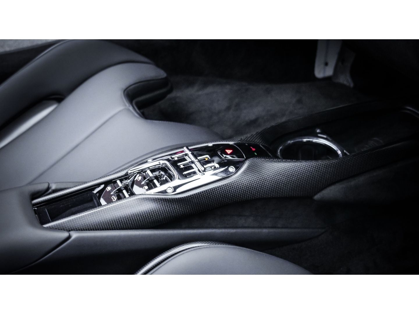 Ferrari 296 GTS - Samsaru's Car Outlet
