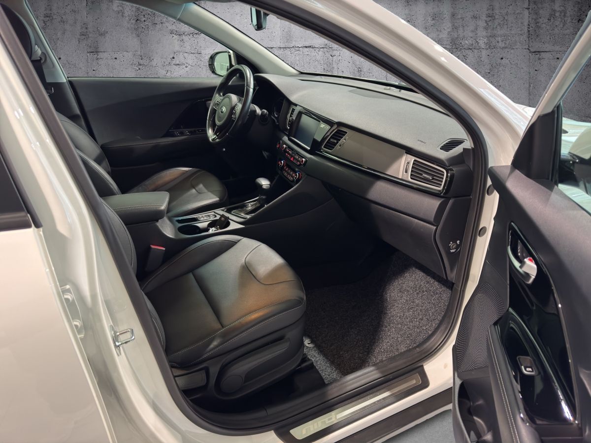 Kia Niro 1.6 Hybrid - Samsaru's Car Outlet