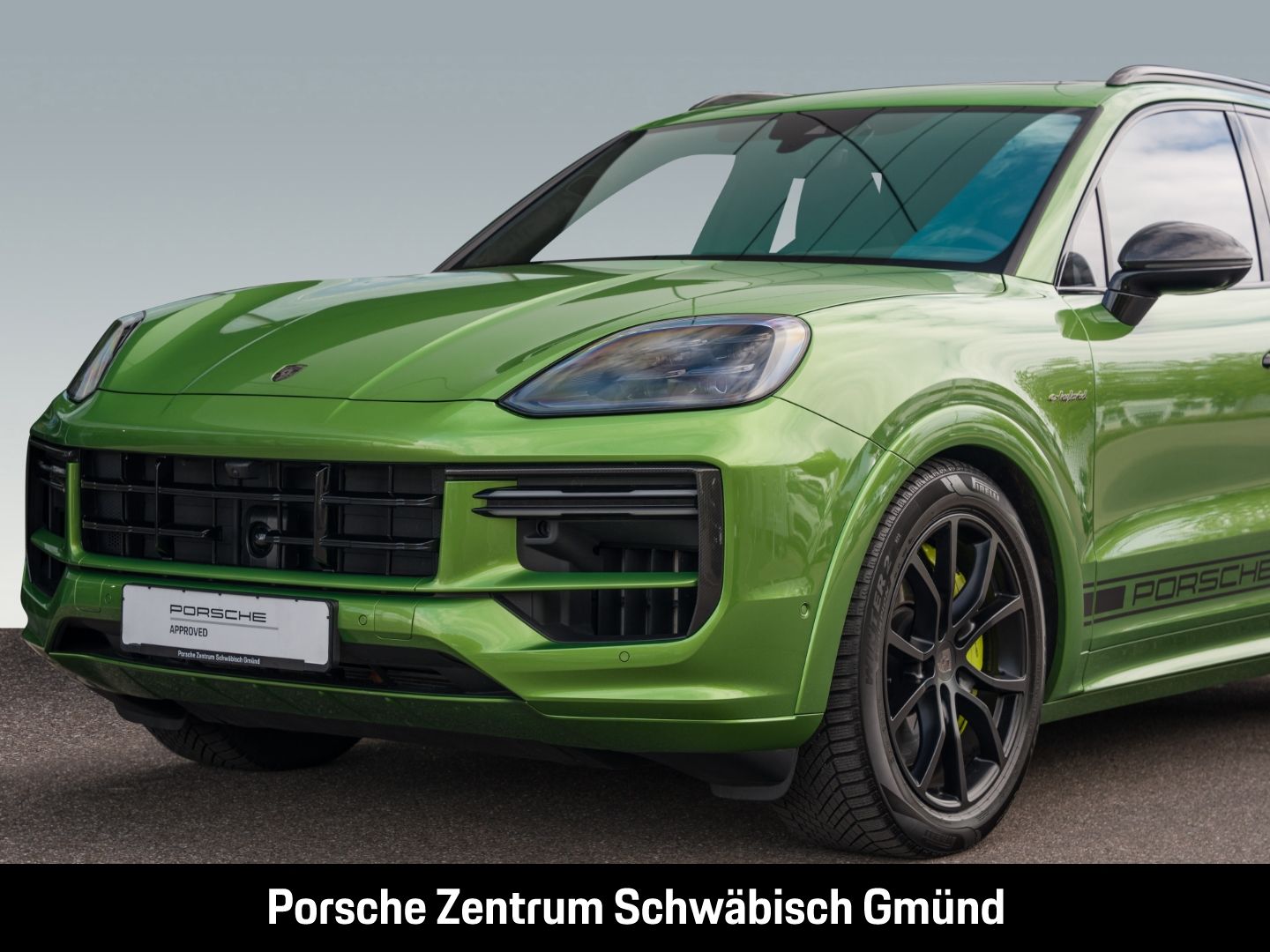Porsche Cayenne Turbo E-Hybrid Burmester Nachtsicht PDCC