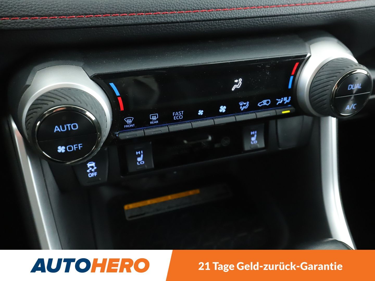 Toyota RAV 4 2.5 Hybrid 4x4 - Samsaru's Car Outlet