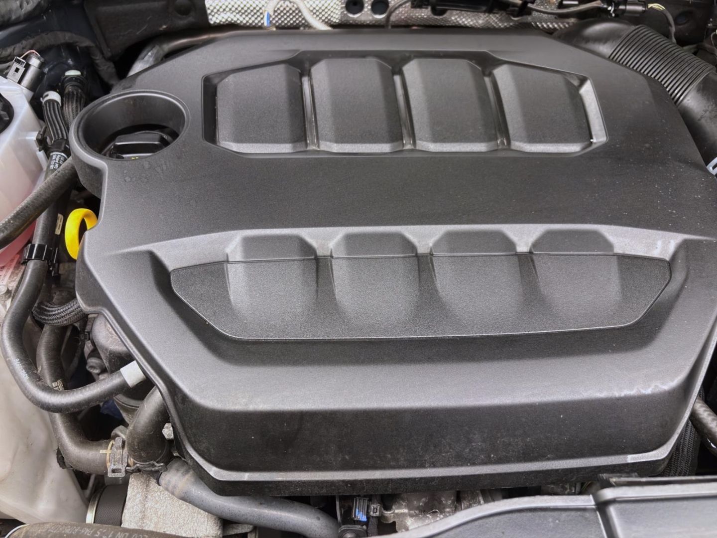 Volkswagen T-Roc 2.0 TSI DSG 4M - Samsaru's Car Outlet