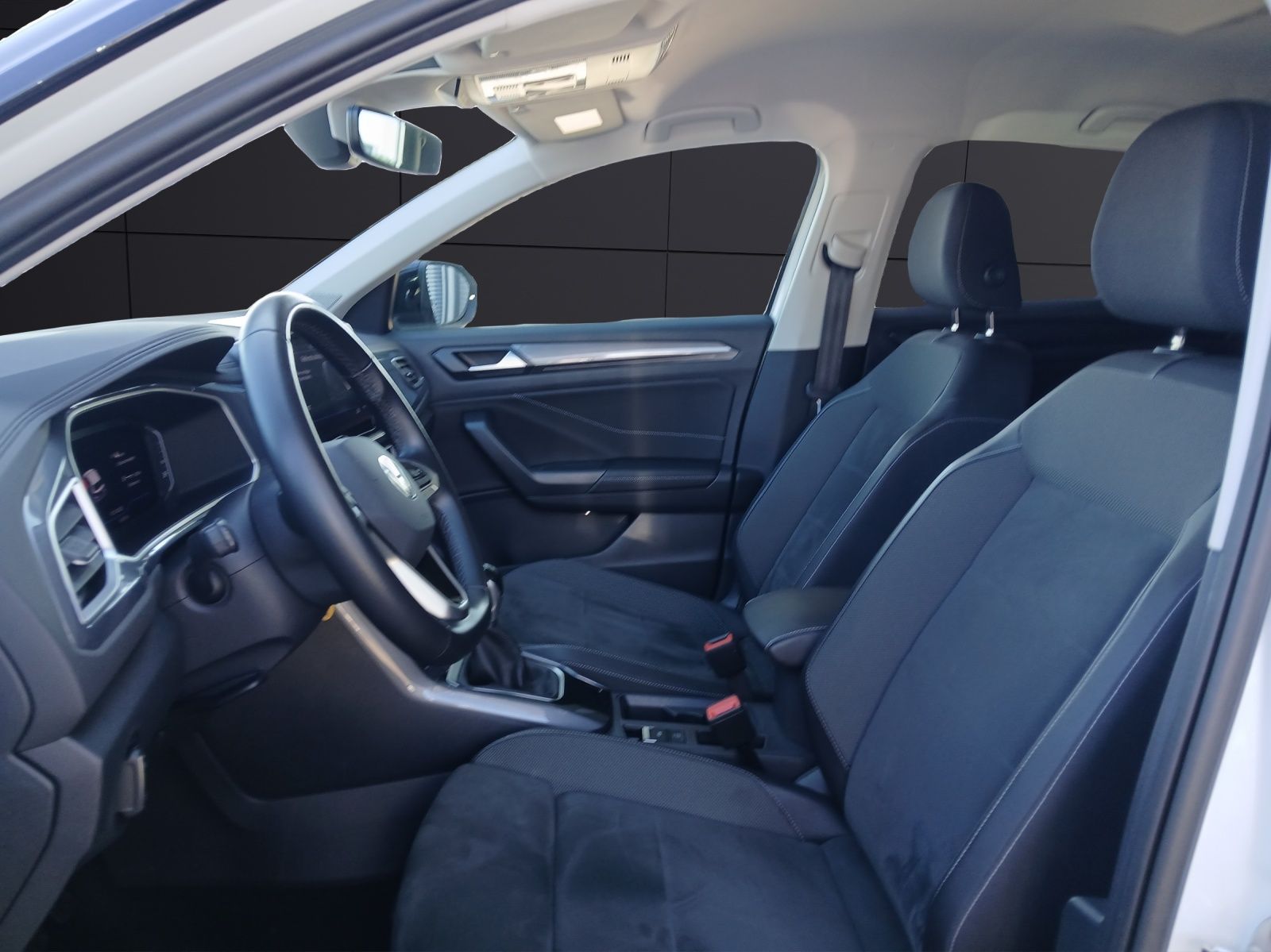 Volkswagen T-Roc TDI Style - Samsaru's Car Outlet