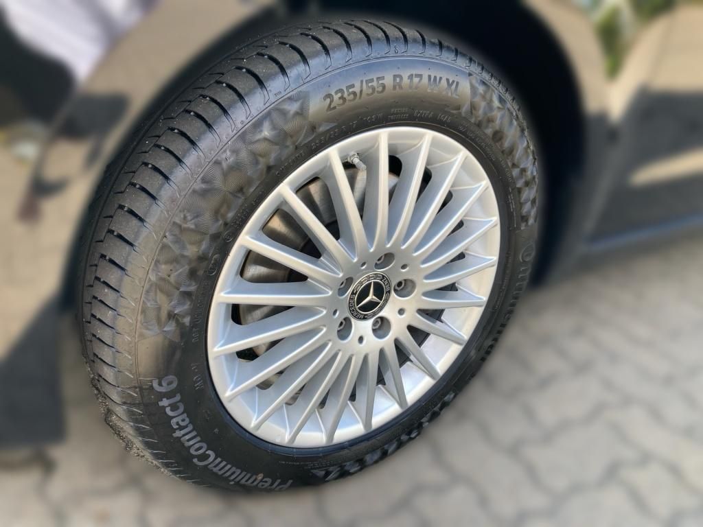 Mercedes-Benz V 300 d STYLE - Samsaru's Car Outlet