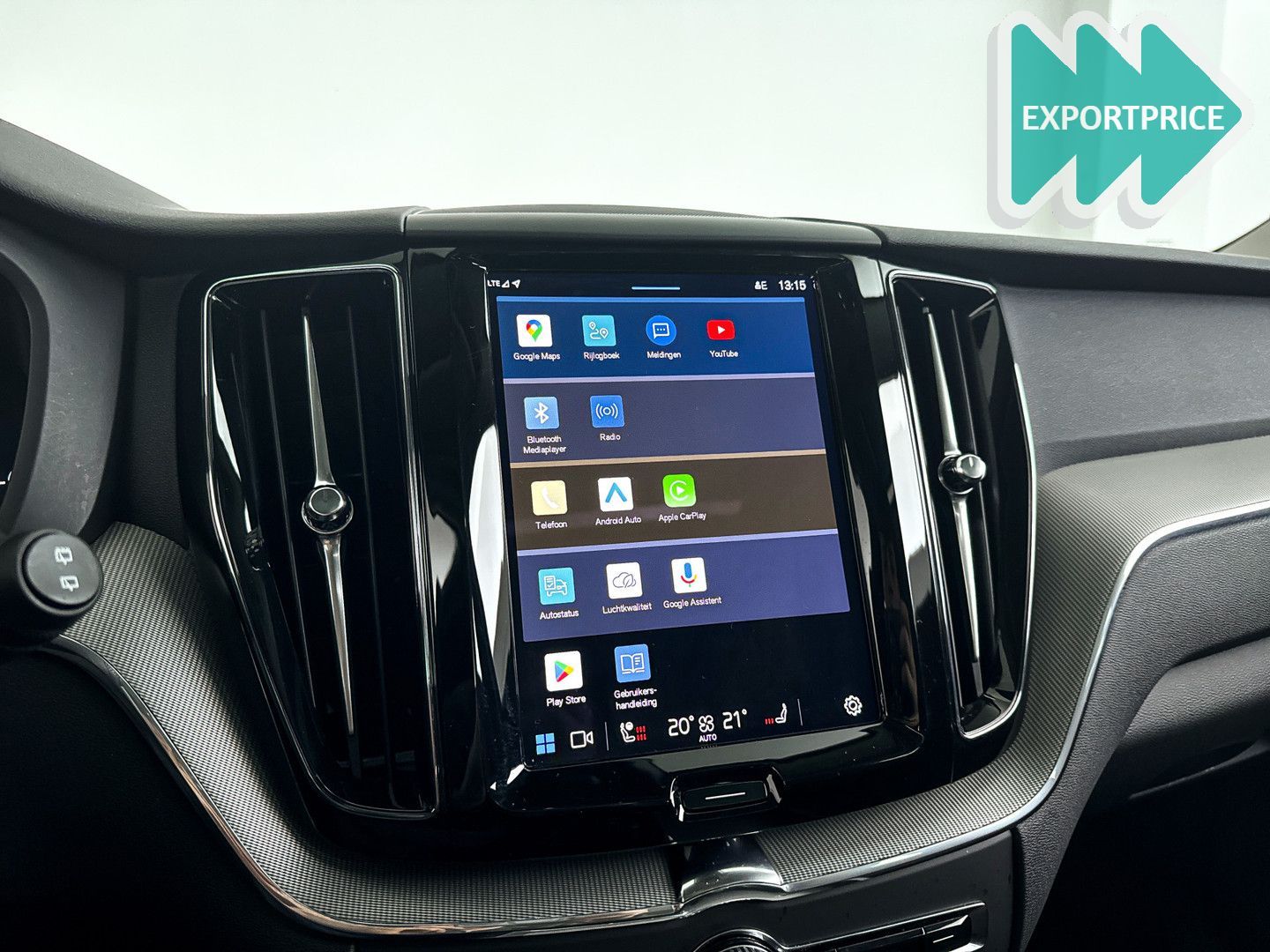 Volvo XC60 T6 Plug-in hybrid AWD Plus Dark | panorama