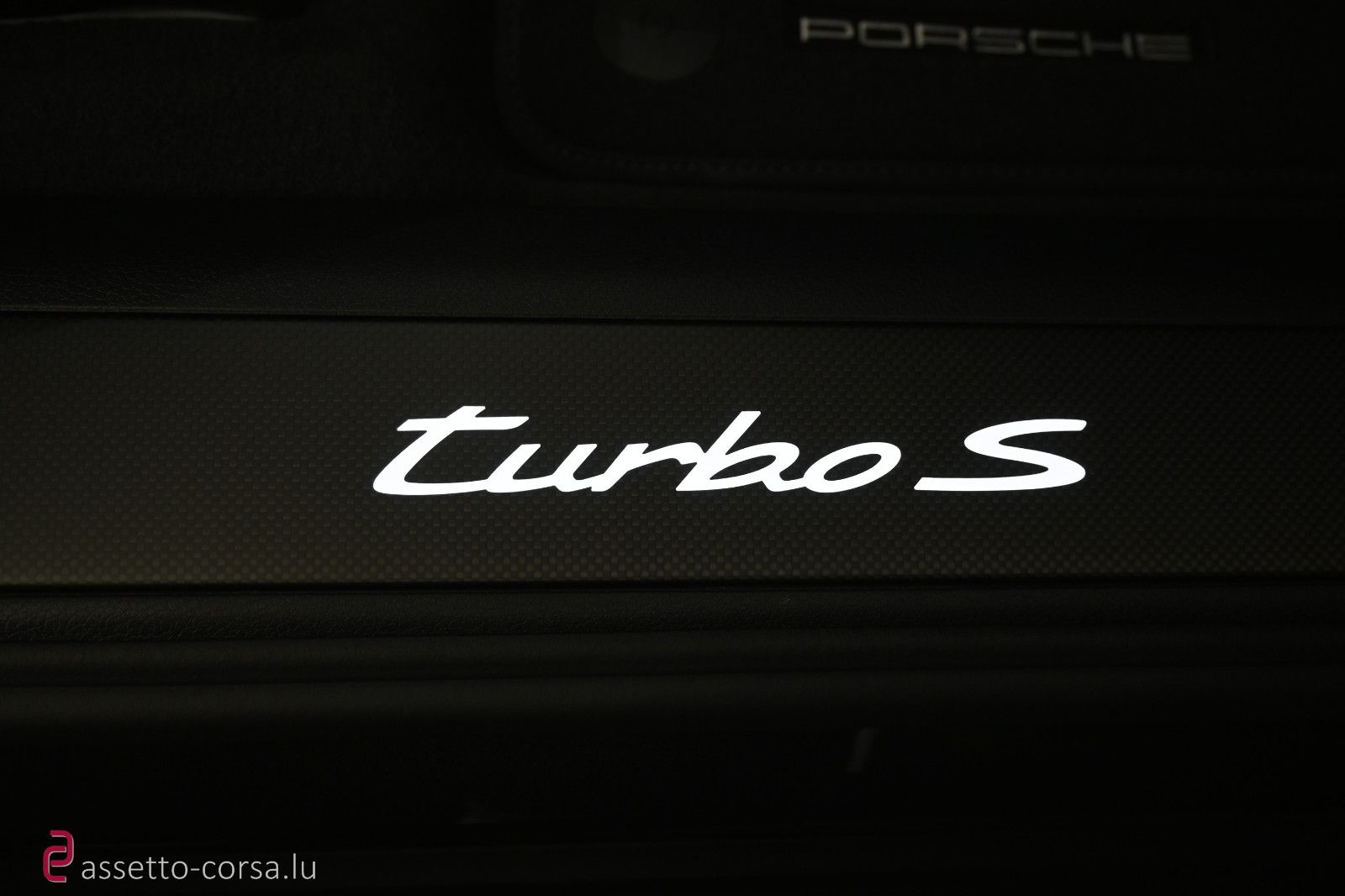 Porsche Panamera Turbo S E-Hybrid*Pano*Carbon*Burmester