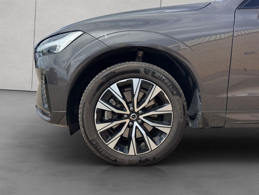 Volvo XC60 B4 AWD Plus-Dark Aut ACC BLIS Leder AHK