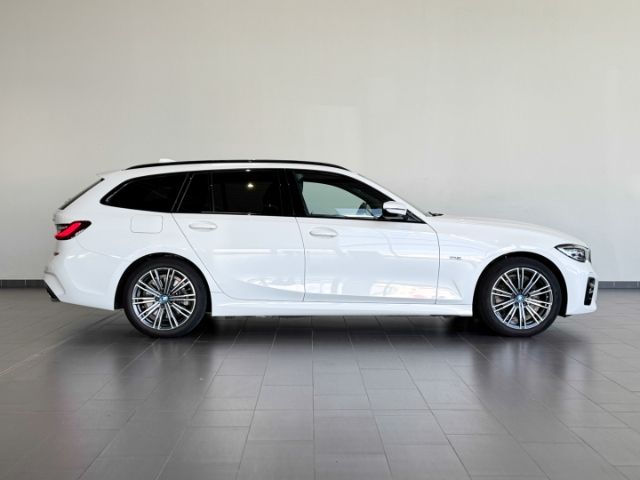 BMW 320 e xDrive M Sport - Samsaru's Car Outlet