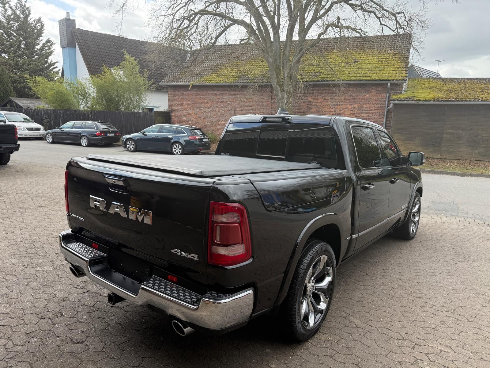 Dodge CLEAN-CARFAX*LIMITED*LUFT*AHK*RAMBOX*360°KAMERA*