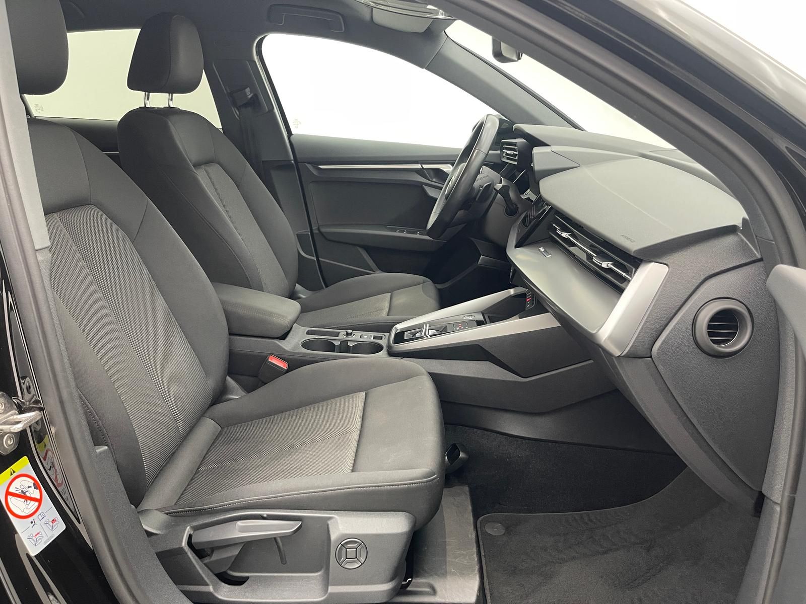 Audi A3 35 TFSI S Line *MATRIX*TEMP*B&O*KEYLESS*KAM*