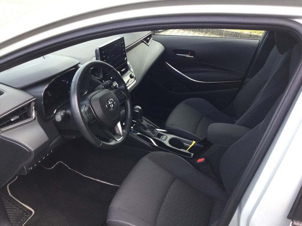 Toyota Corolla Touring Sports 2.0 Hybrid Team D ACC LED