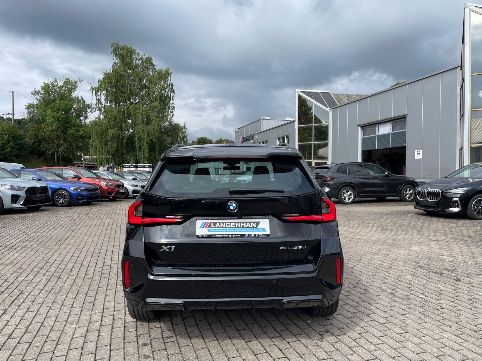 BMW X1 xDrive23d M Sportpaket - Samsaru's Car Outlet