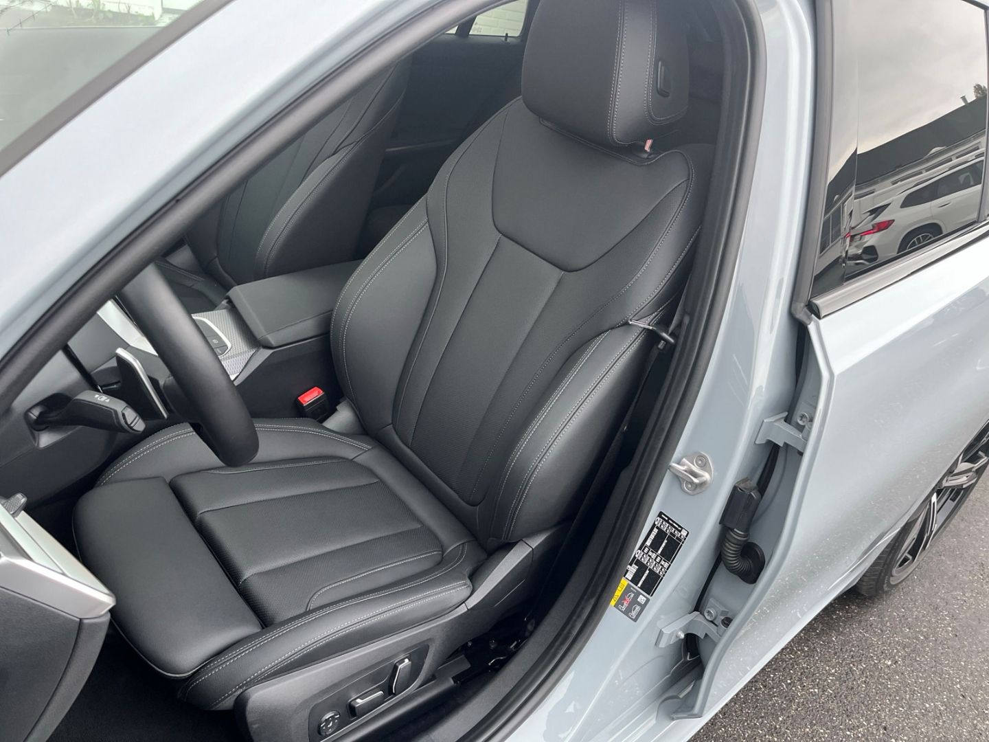 BMW 330 e xDRIVE TOURING M SPORT 18''LC PROF PANO AH