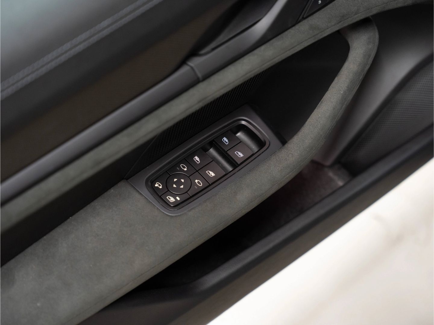 Porsche Taycan GTS Sport Turismo Headup Soft-Close