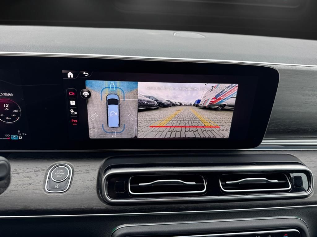 Mercedes-Benz V 300 d Avantgarde - Samsaru's Car Outlet