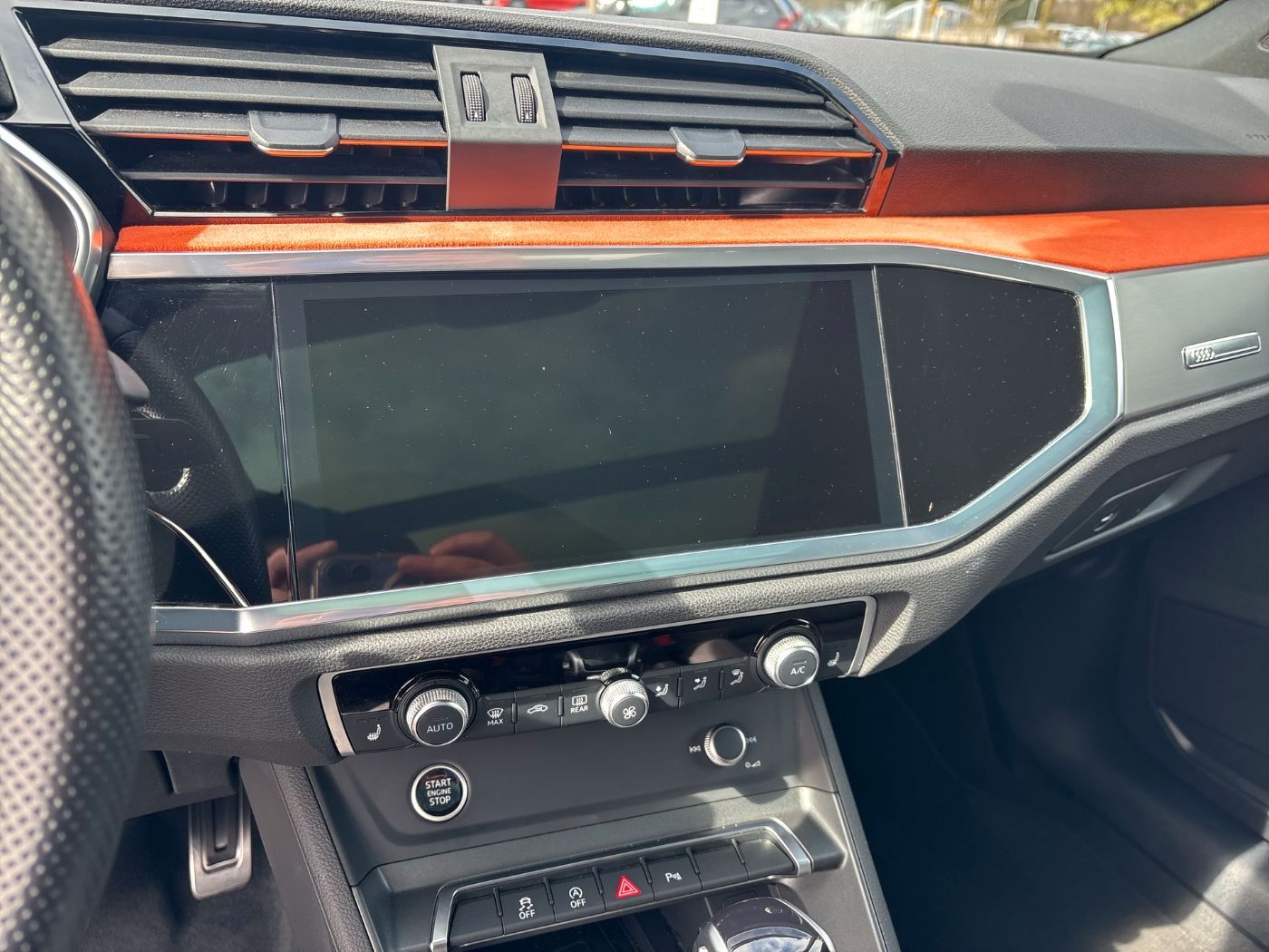 Audi Q3 S line TDI S tronic Kamera/Pano/AHK/ACC/LED