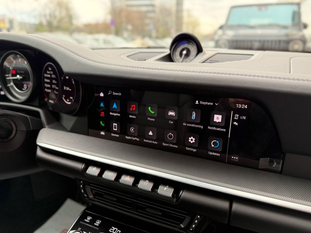 Porsche 911 Turbo - Samsaru's Car Outlet