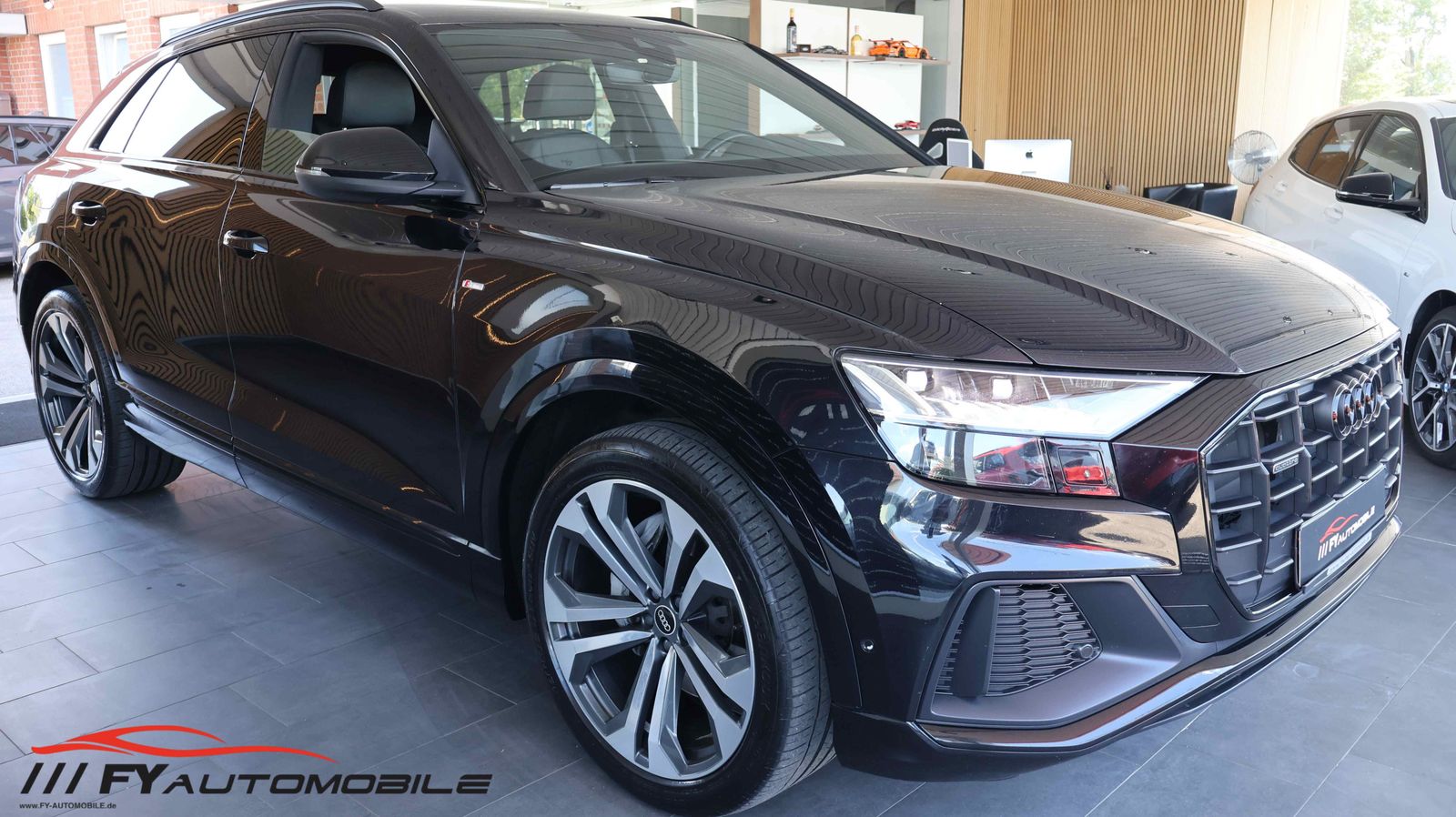 Audi Q8 50 TDI quattro S Line - Samsaru's Car Outlet