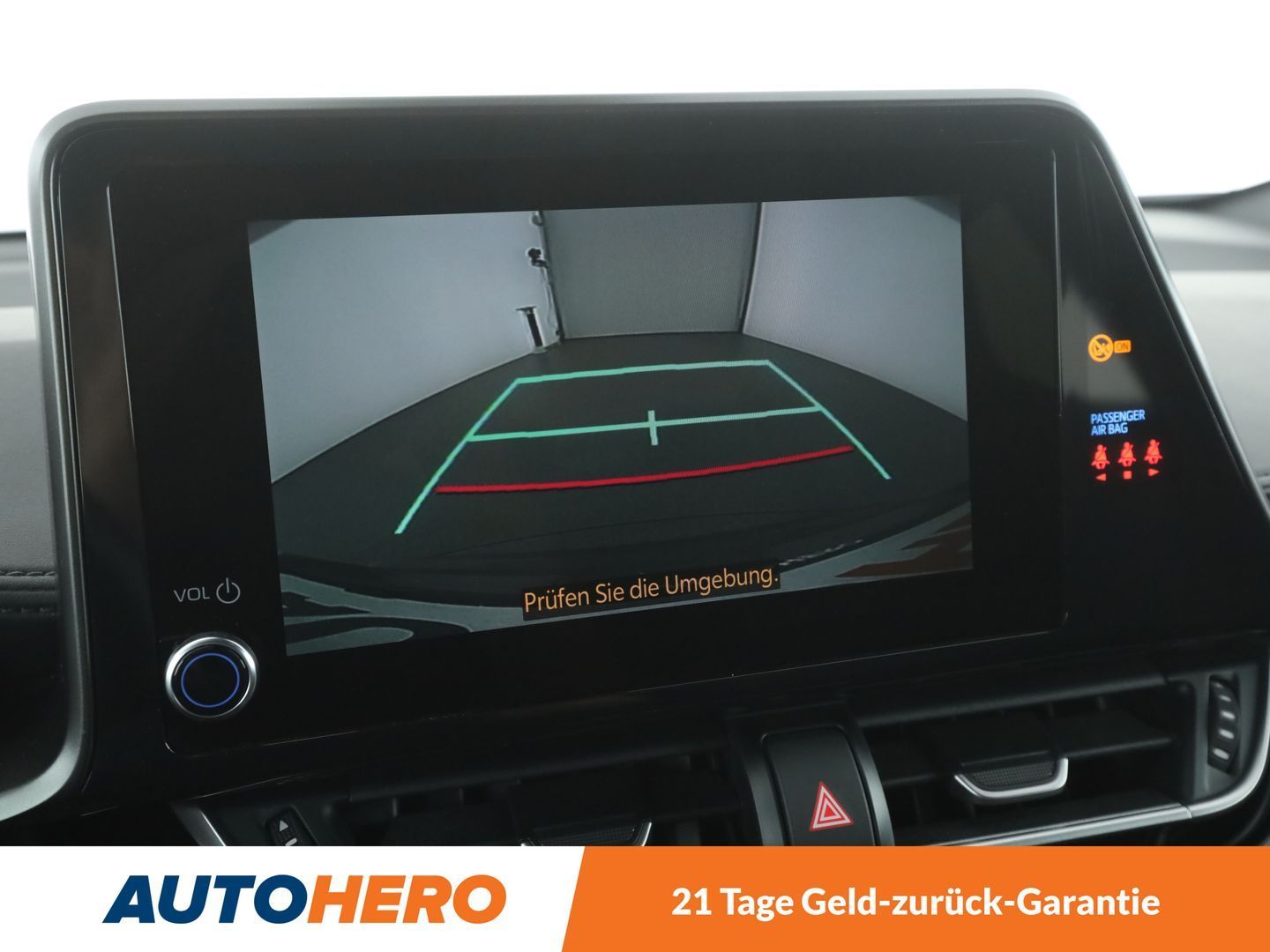 Toyota C-HR 2.0 Hybrid Team - Samsaru's Car Outlet