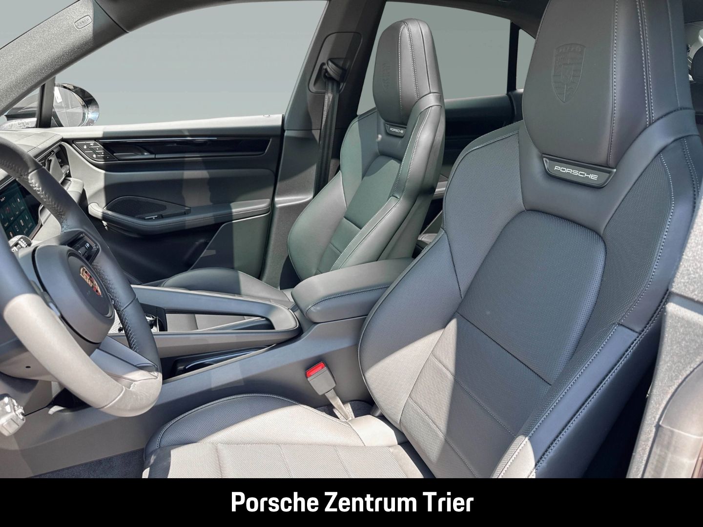 Porsche Macan 4 BOSE Panoramadach Luftfederung InnoDrive