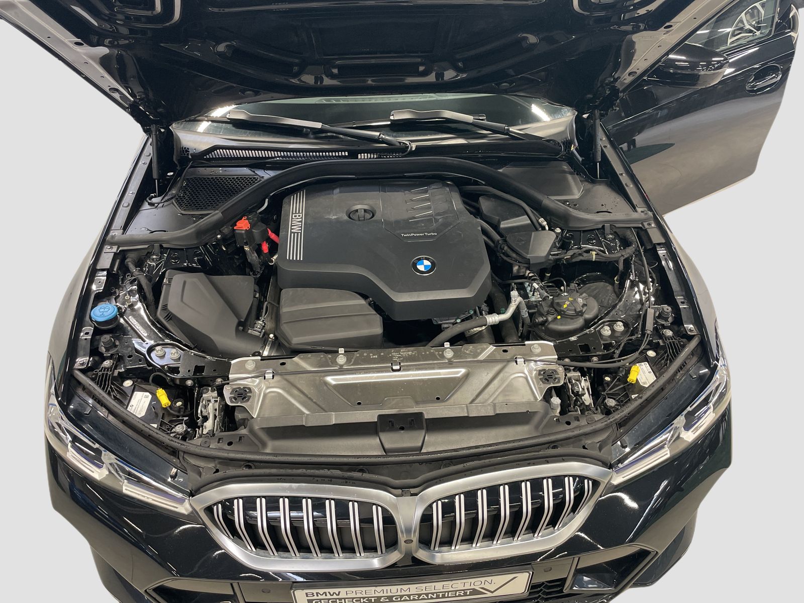 BMW 320i Touring M Sport LiveCockpitProf Kamera LED