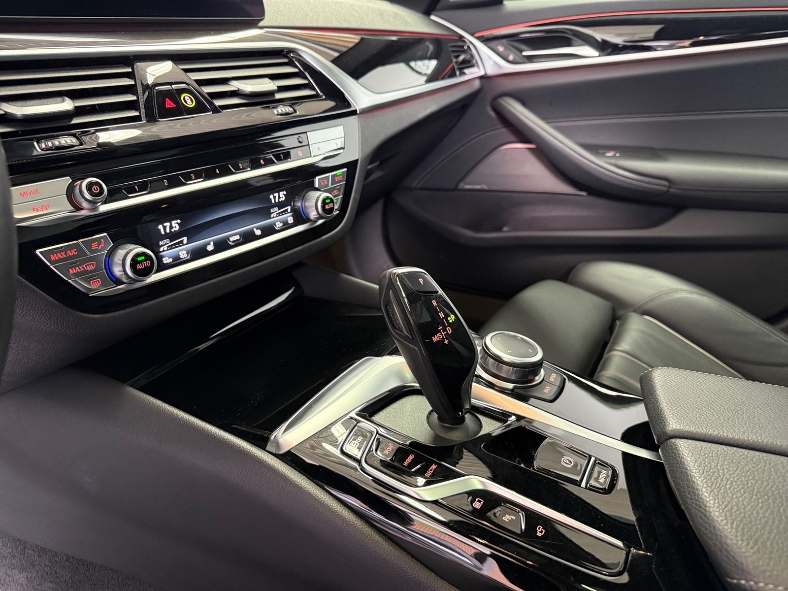BMW 520eT*Laser*ACC*Navi*360*Leder*Pano*H&K*HUD*DAB*