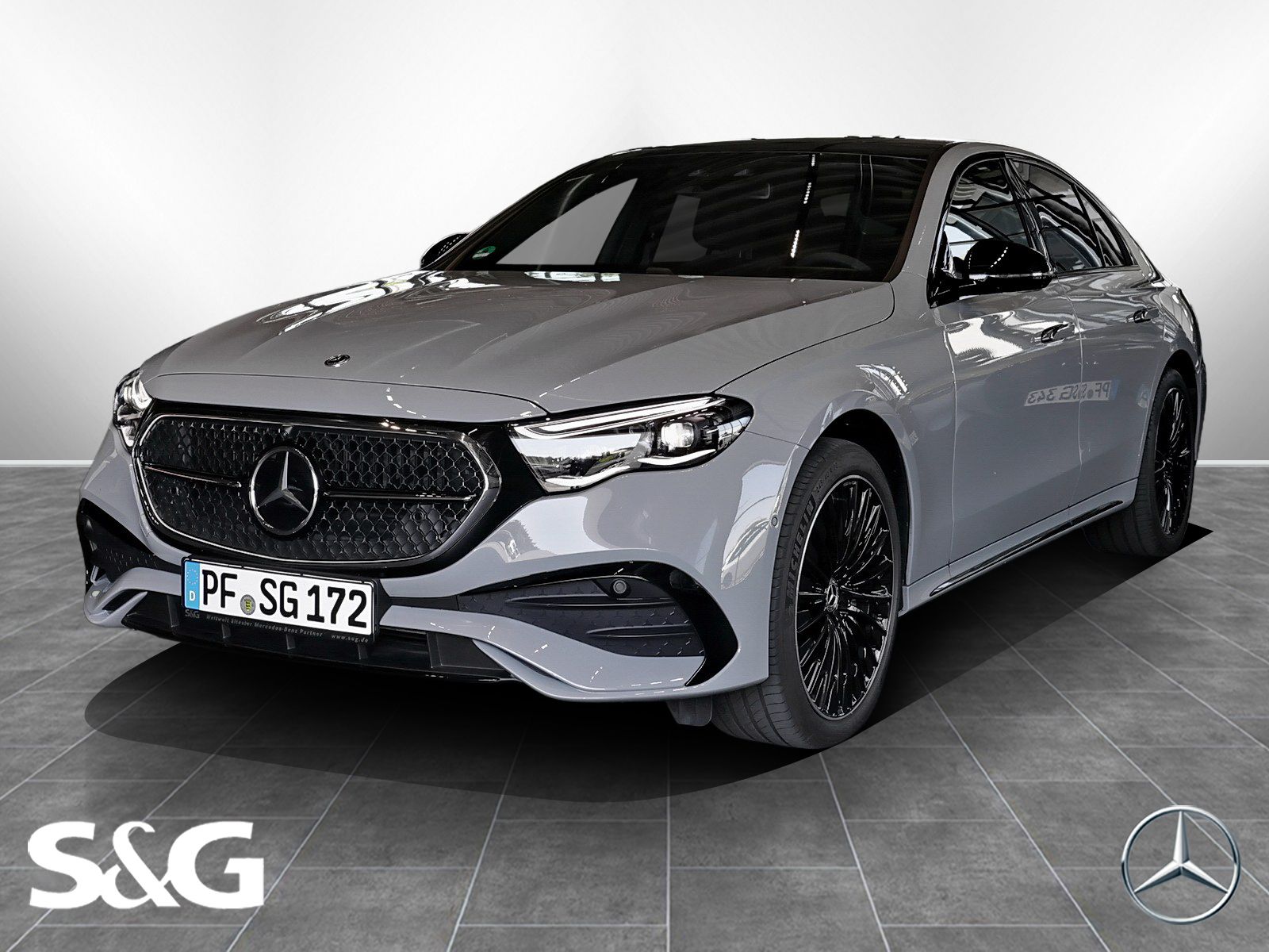 Mercedes-Benz E 220 d 4M AMG MBUX+360°+DIG-LED+AHK+Pano+Distro