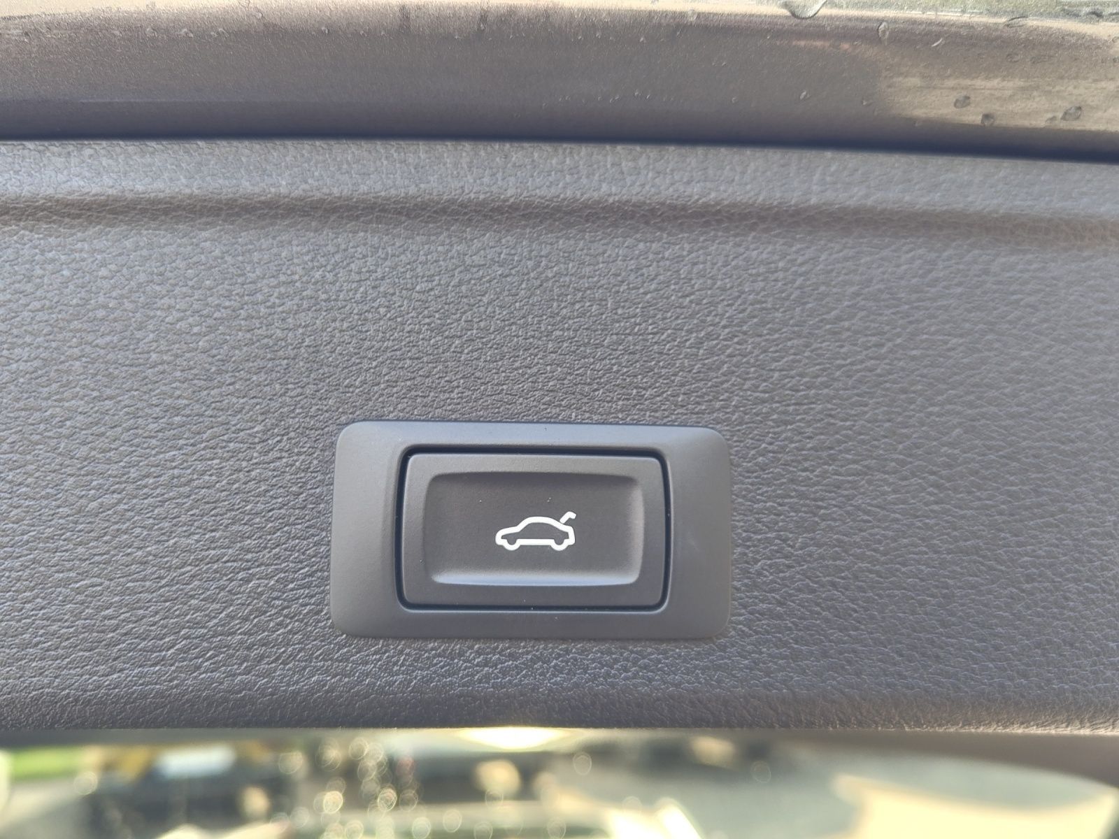 Audi A4 Avant 40 TDI S line - Samsaru's Car Outlet