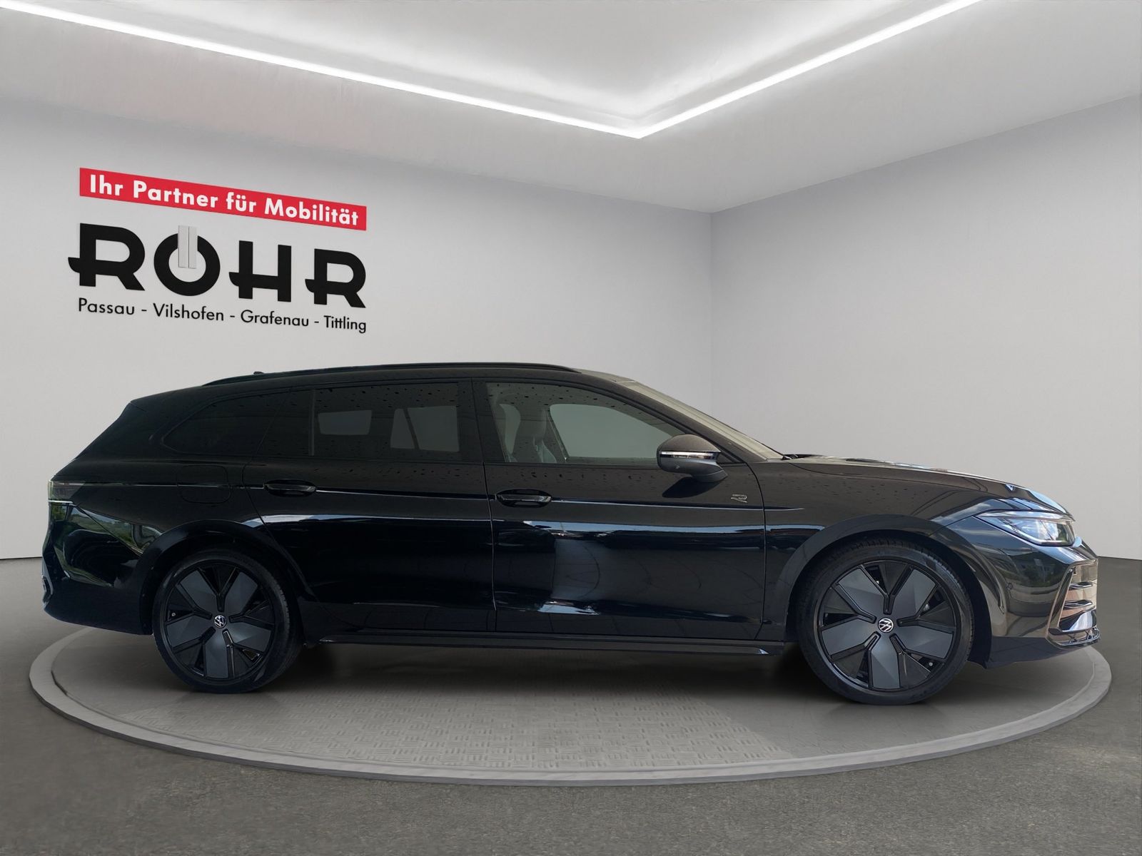 Volkswagen Passat Variant R-Line 2.0 TDI DSG 4Motion 360