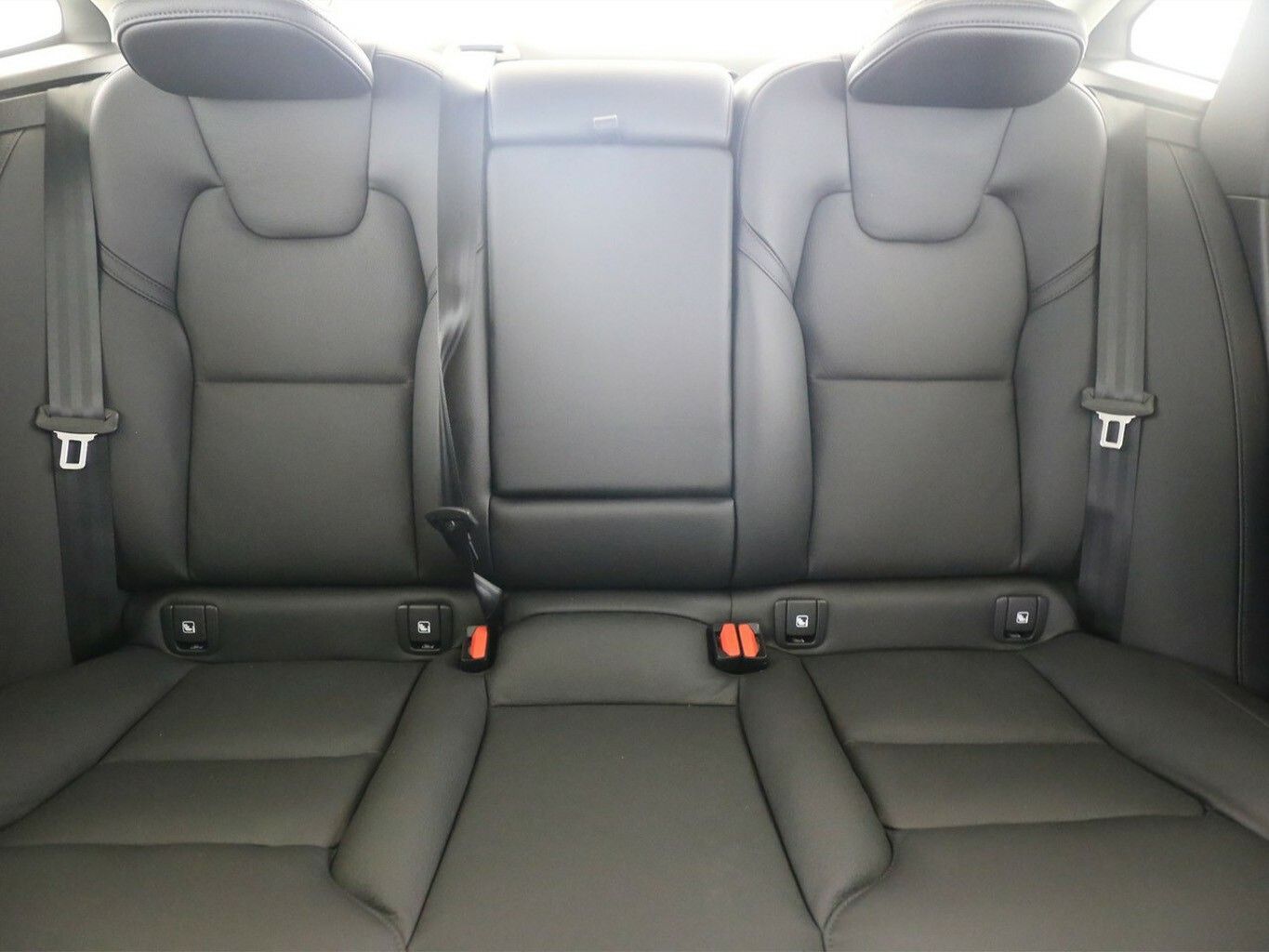 Volvo S90 T8 ULTIMATE DARK 360° STHZ SELEKT