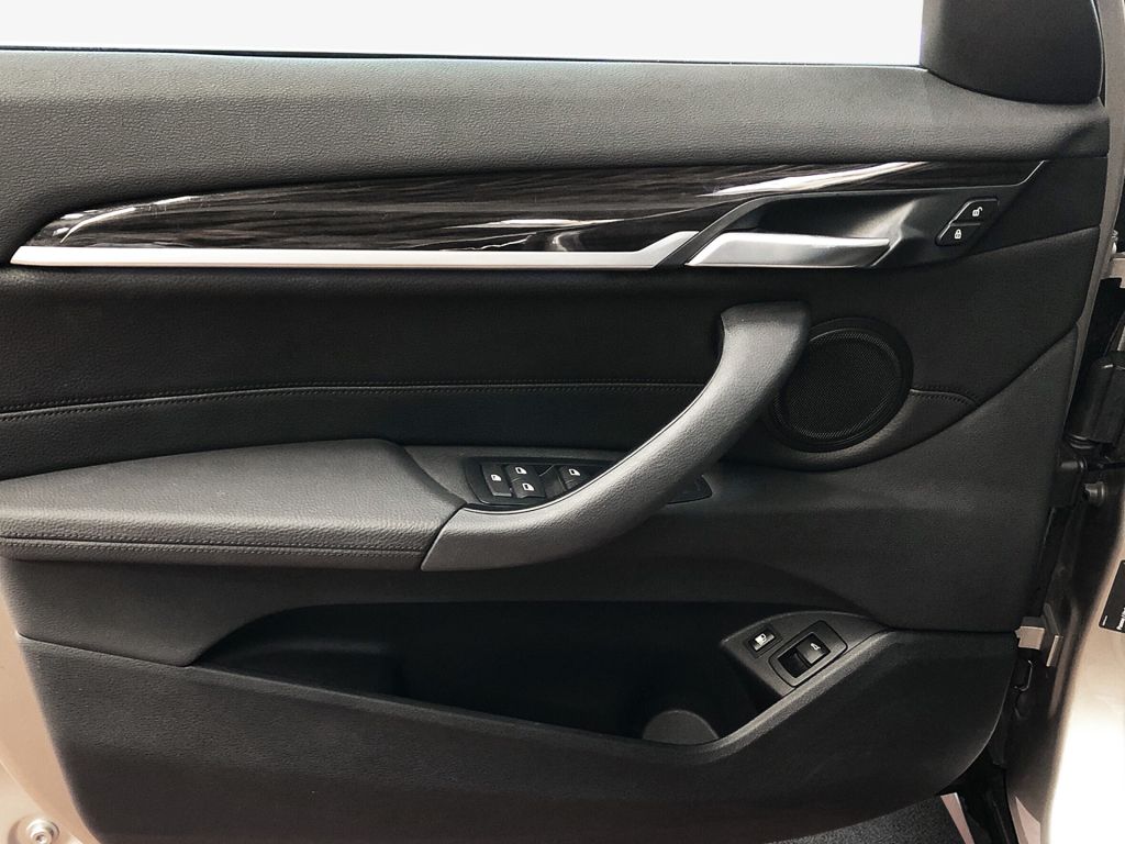 BMW X1 xDrive25e Advantage - Samsaru's Car Outlet