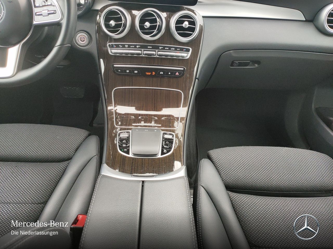 Mercedes-Benz GLC 300 d 4M Exclusive - Samsaru's Car Outlet