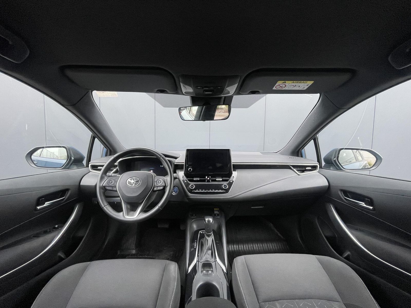 Toyota Corolla Touring Sports 1.8 Dynamic e-CVT Busines