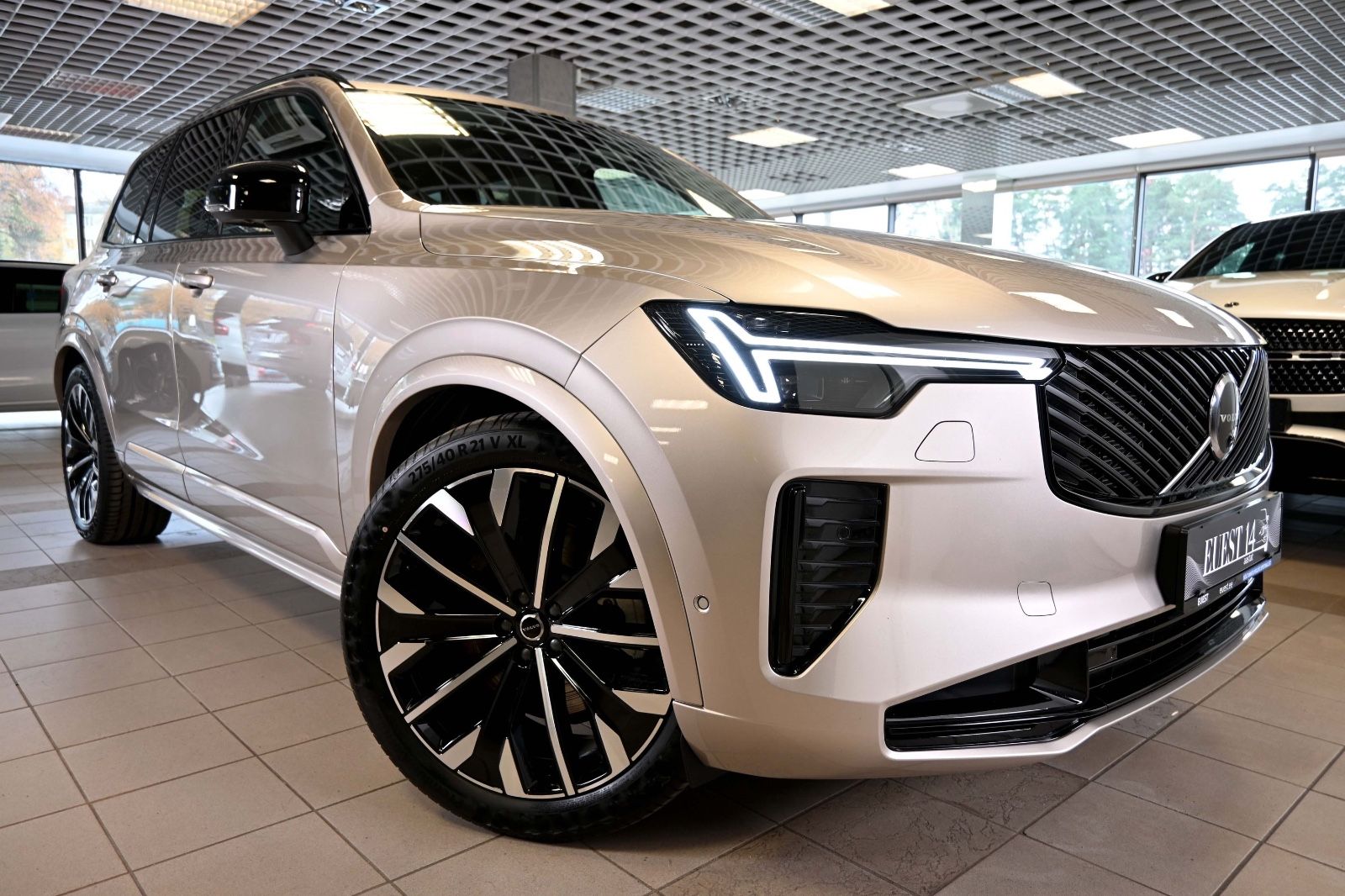 Volvo XC90 AWD T8/ B&W/ AIR/ LUXURY/ 360C/ DARK/FULL