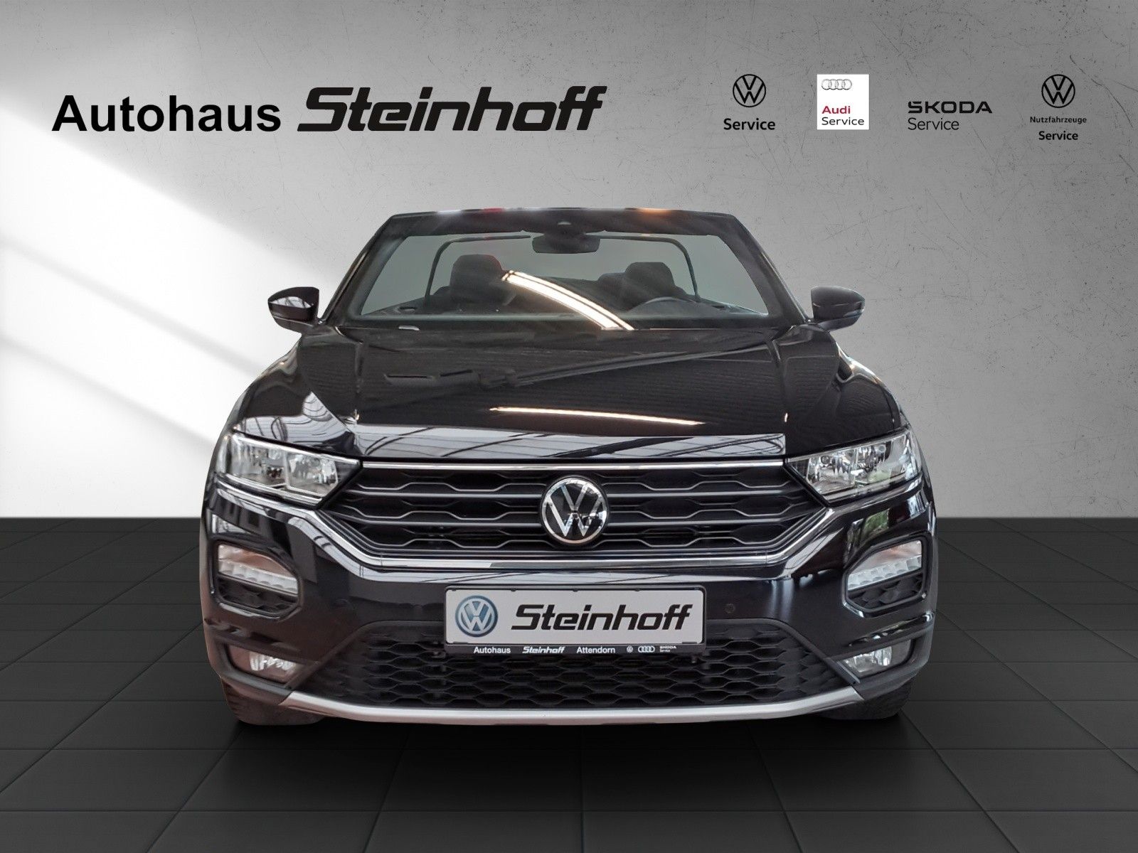 Volkswagen T-Roc Cabrio - Samsaru's Car Outlet