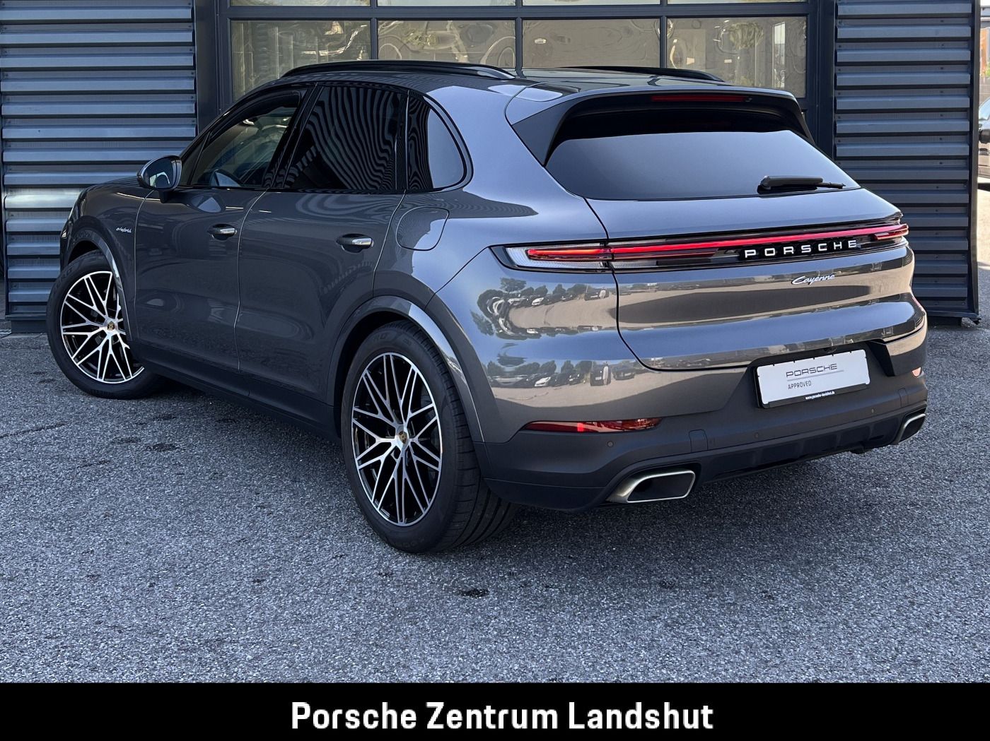 Porsche Cayenne E-Hybrid | Luftfederung | InnoDrive |